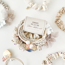 シュシュ  ヘアゴム  ビーズ  シーグリーン/ベージュ 22fd9600b23a93e29d0aa69e1a2408