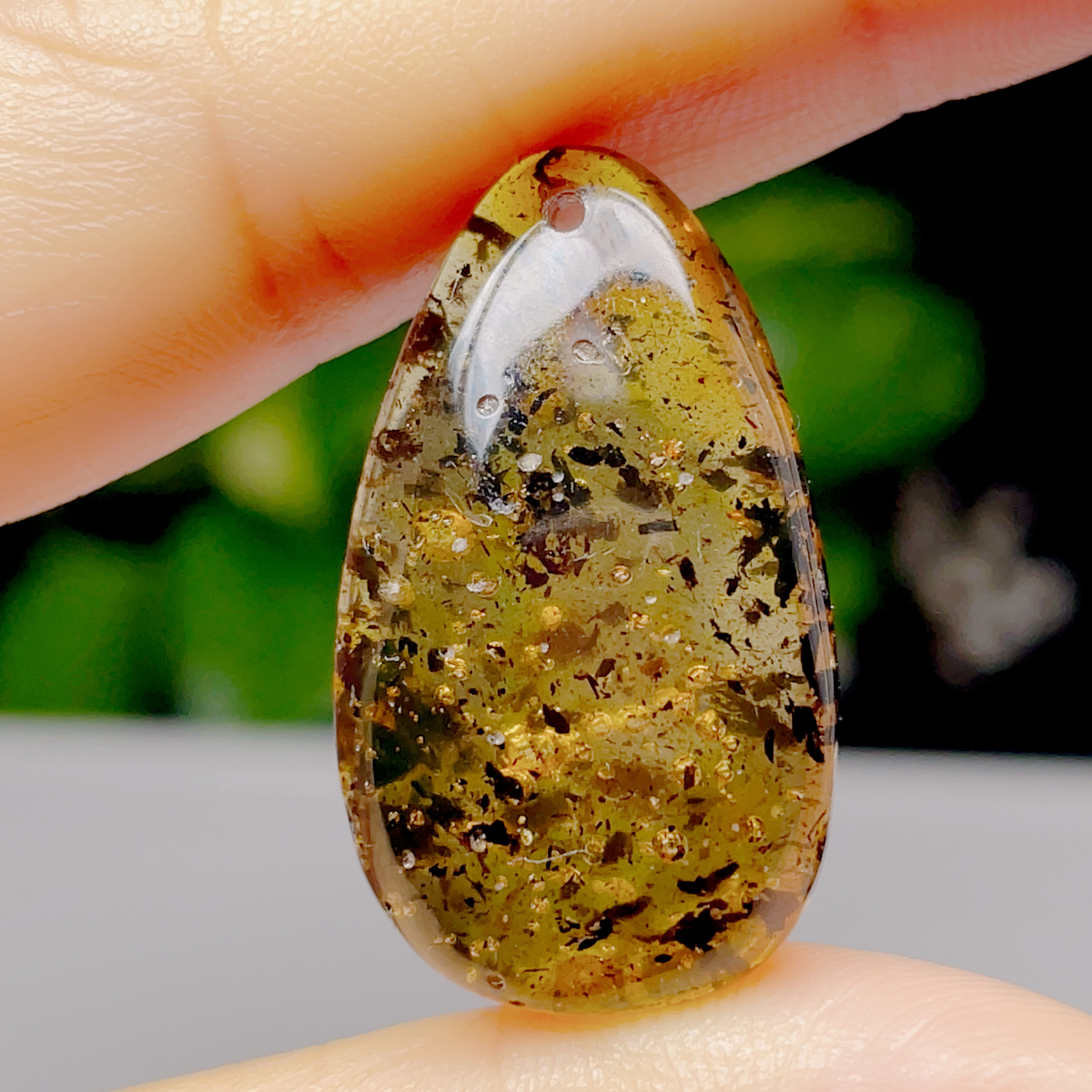 天然琥珀　アンバー　ペンダントトップ　ペンダント【超美品】  69