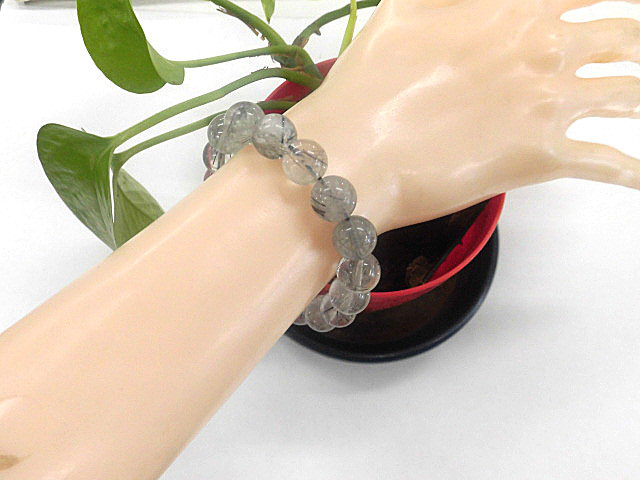 天然石 黒針ルチルクォーツ12.0mm～12.5mm玉ブレスレット 内周：約18.9cm 　　240101527