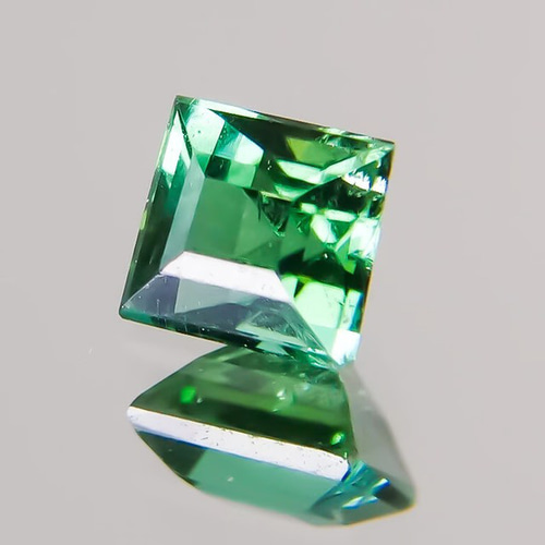 天然エヴァーグリーントルマリン0.62ct その他アクセサリー MaPRE Nene 