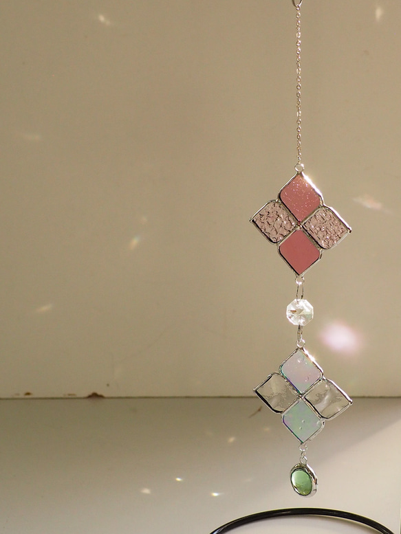 「あじさいのサンキャッチャー(ピンク)」ステンドグラス・紫陽花 2枚目の画像