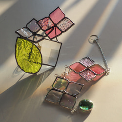 「あじさいのサンキャッチャー(ピンク)」ステンドグラス・紫陽花 4枚目の画像