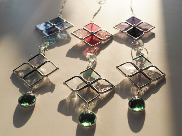 「あじさいのサンキャッチャー(ピンク)」ステンドグラス・紫陽花 7枚目の画像