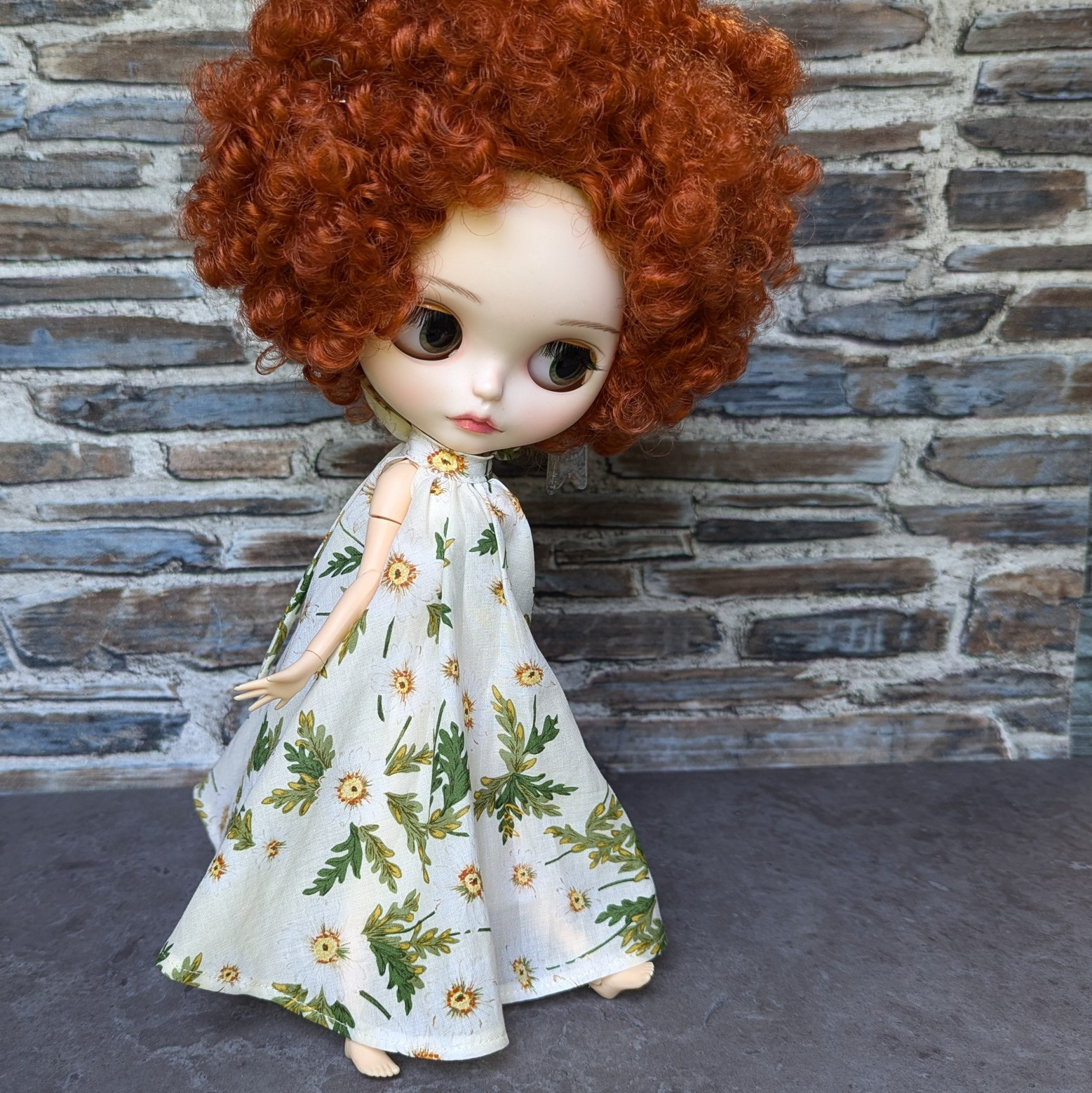 アイシードール、ブライス 、リカちゃん 22センチドールエプロンドレス