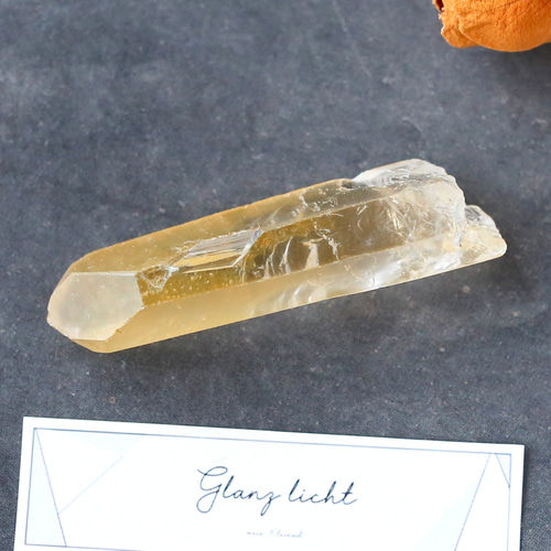 珍しい ゴールデンヒーラー クォーツ 原石 水晶 鉱物 希少石 天然石 置物
