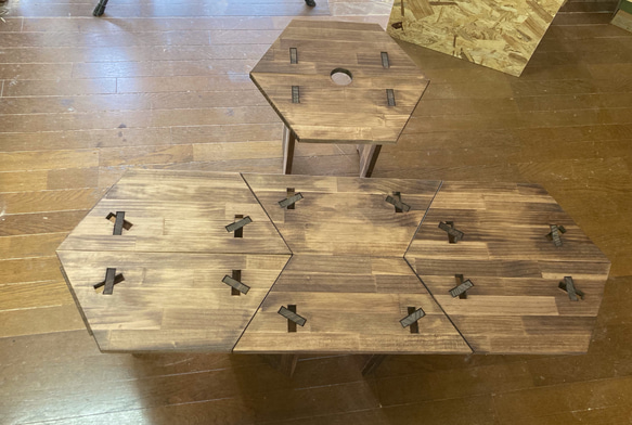 六角桌全套 - 專用盒可變成垃圾桶 第8張的照片