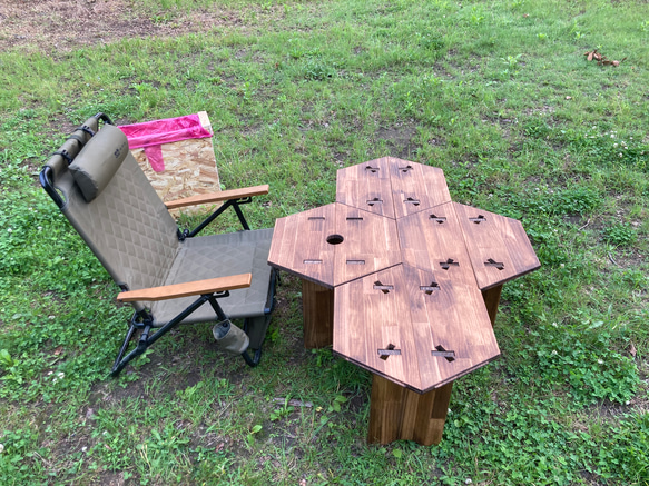 六角桌全套 - 專用盒可變成垃圾桶 第4張的照片