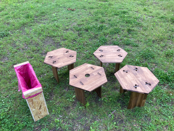 六角桌全套 - 專用盒可變成垃圾桶 第5張的照片