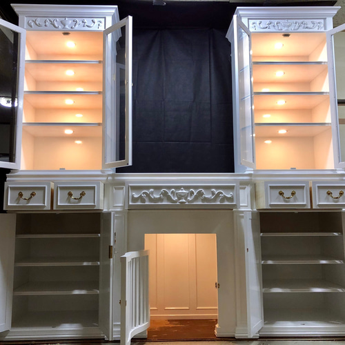 受注製作】アンティーク調壁面収納 (キャビネット) チェスト  