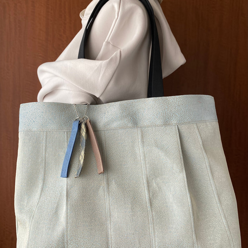 超軽量♡倉敷畳縁シンプルA４大きめグラニートート外ポッケ付(さくら唐草) 受注生産】倉敷畳縁シンプル大きめA4グラニートート(そらいろ