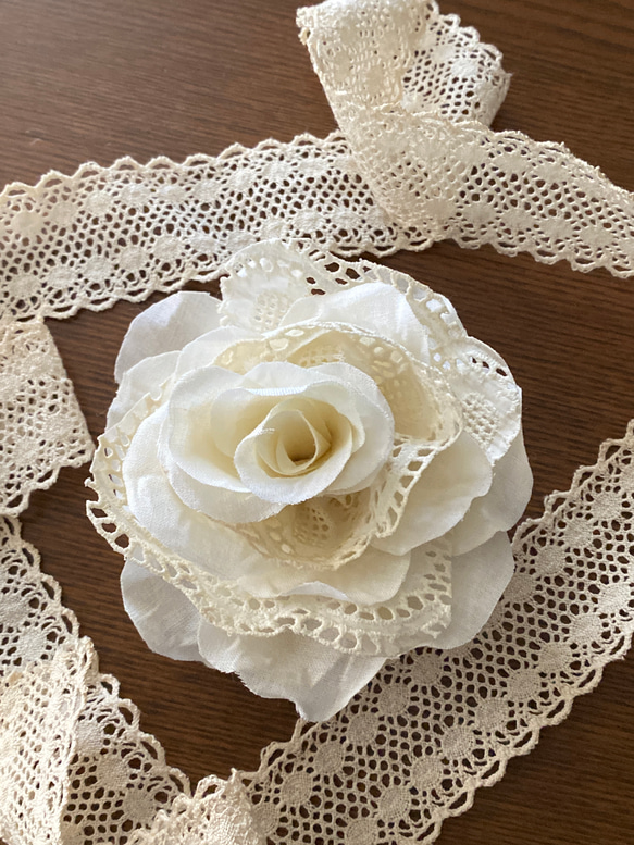 布花 レースの薔薇 染め花 コサージュ Knubana 通販 17880539｜Creema