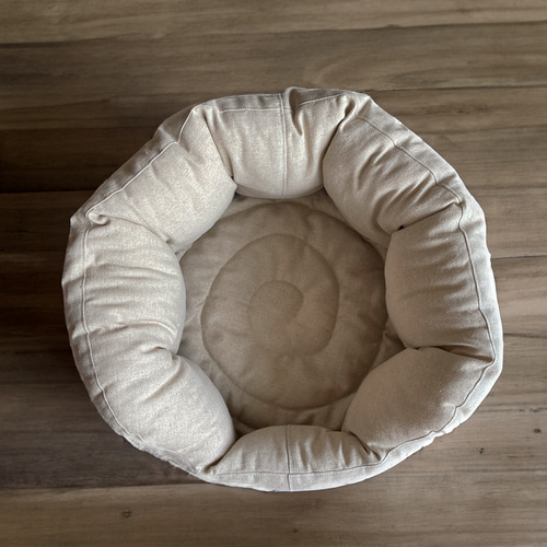 猫の日2026】犬 猫ベッド | スナッグルベッド「小さめサイズで抱っこの