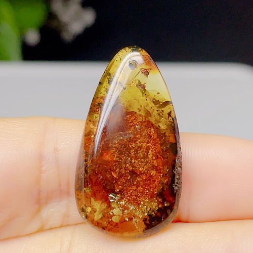 天然琥珀 アンバー ペンダントトップ ペンダント【超美品】 70  