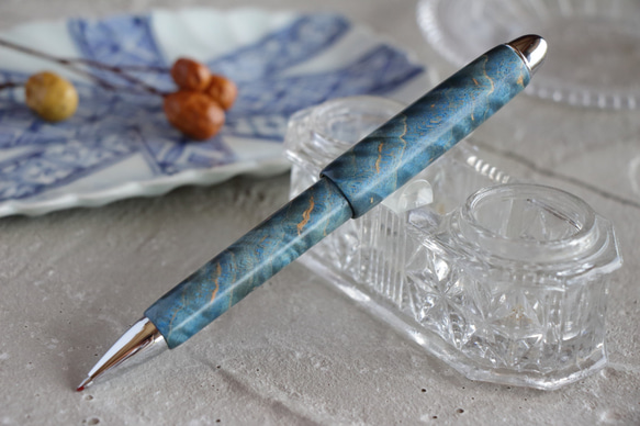 「スタビライズドウッド メイプル ヴァイオリン杢 ブルーファントム・多機能ペン」２〜３色ボールペン&シャープペン 