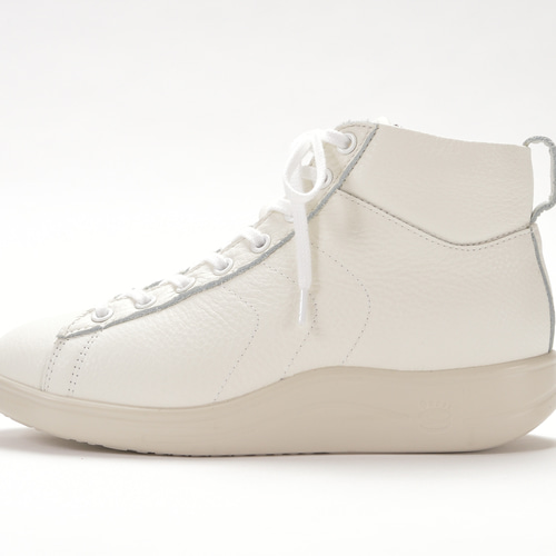 快適な履き心地を求める方へのコンフォートシューズ【gutewahl FENNEL