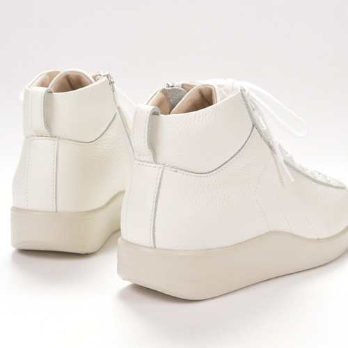 快適な履き心地を求める方へのコンフォートシューズ【gutewahl FENNEL