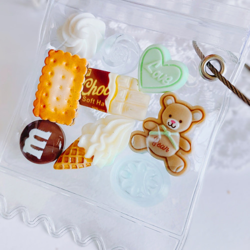 ミントグリーン系 キャンディーバッグのバッグチャーム フェイク