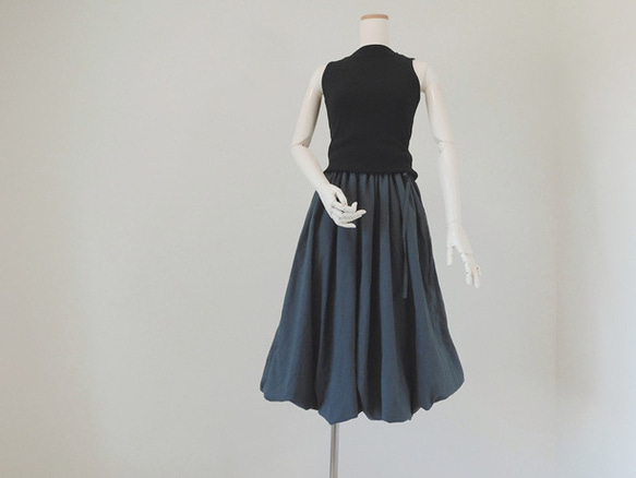 ふわりふわりまるで風船みたい∞○゜フレアスカート変化形～コットンリネンのバルーンスカート・ダークネイビー 