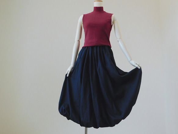 ふわりふわりまるで風船みたい∞○゜フレアスカート変化形～コットンリネンのバルーンスカート・ダークネイビー 