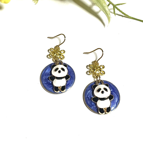 ぱんだちゃん♡ブラック」ハンドメイド ピアス イヤリング 