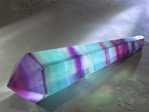 マルチカラー✿*:・キャンディフローライト蛍石ラフストーン原石ポイント