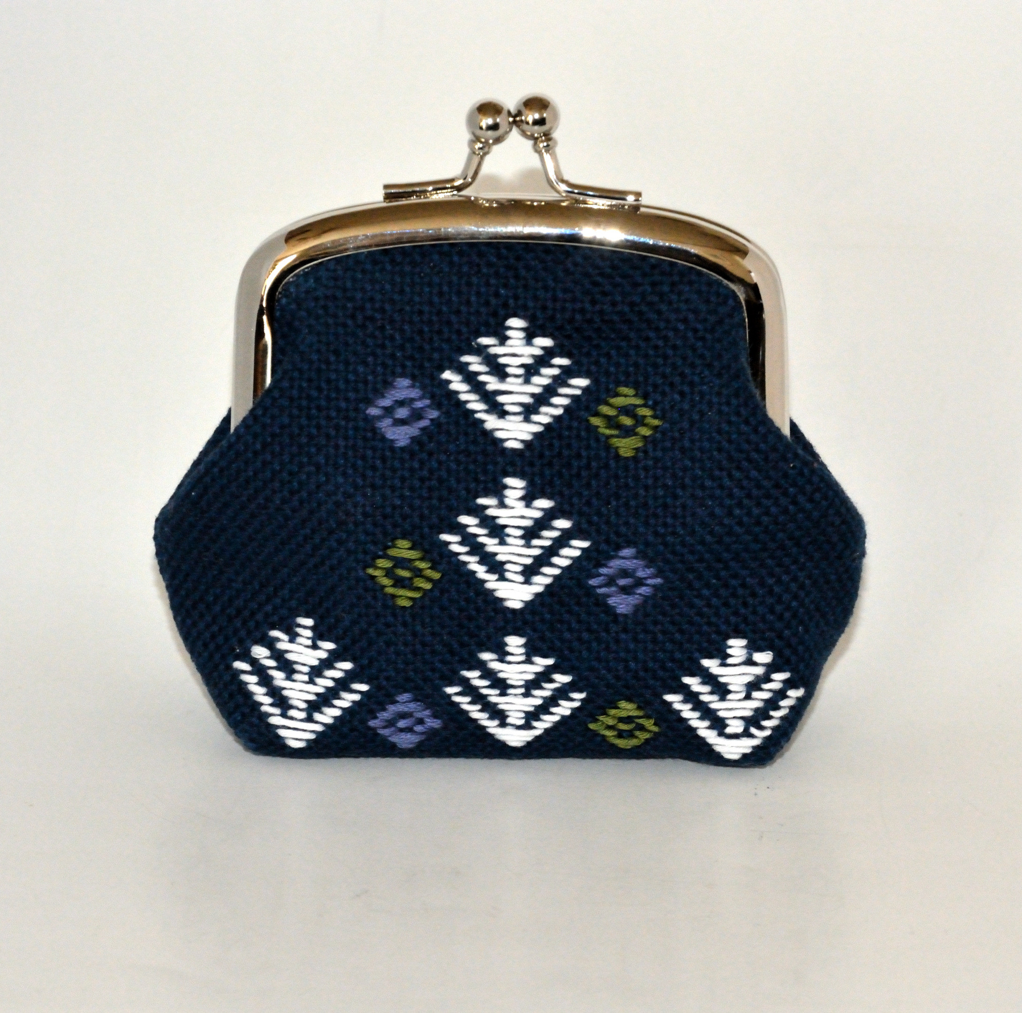 入荷中 ハンドメイド　ガマ口 財布・ケース・小物入れ
