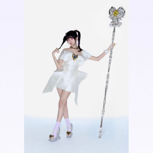 【値下げ】IVE Kitsch レイ 衣装 値下げ】IVE Kitsch レイ 衣装 - メルカリ