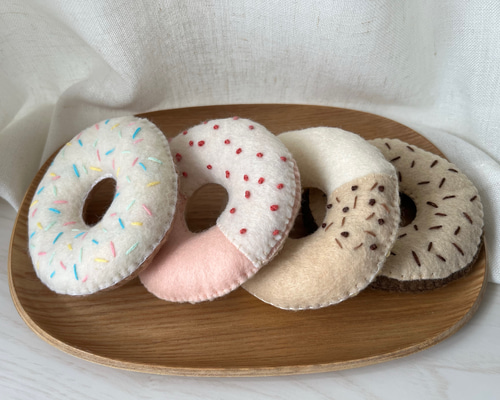 送料無料※フェルトドーナツ(a) おもちゃ・人形 ぽち 通販 17885681