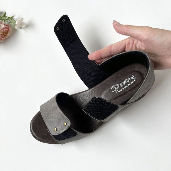 【最終処分価格】テープで足にフィット♪　カシメが可愛いかかと付きサンダル　6841 11枚目の画像