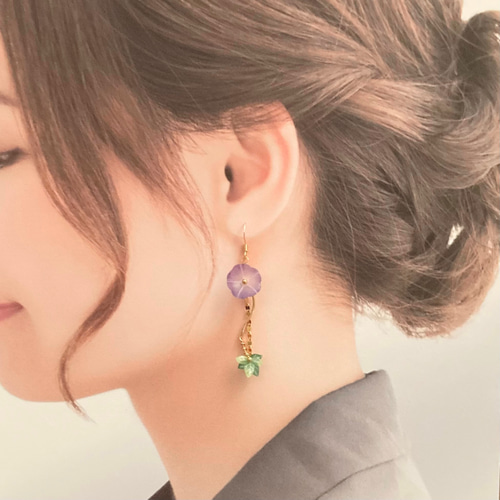 ピアス(サージカルステンレス): 朝顔ープラバン花アクセサリー ピアス(サージカルステンレス): 朝顔ープラバン花アクセサリー