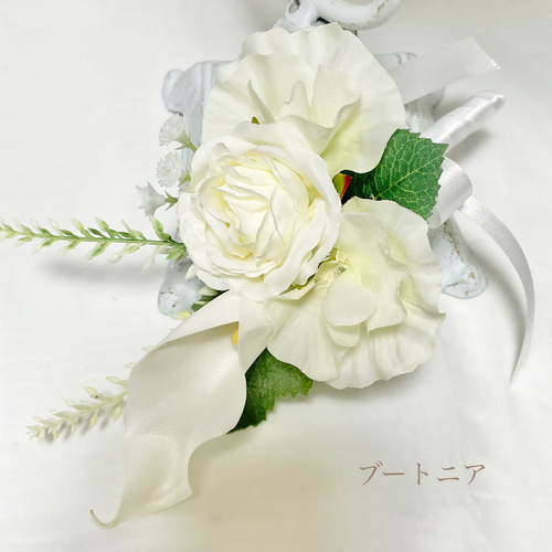 ウェディングブーケ～グリーン＆ホワイト カラーとダリアのティア