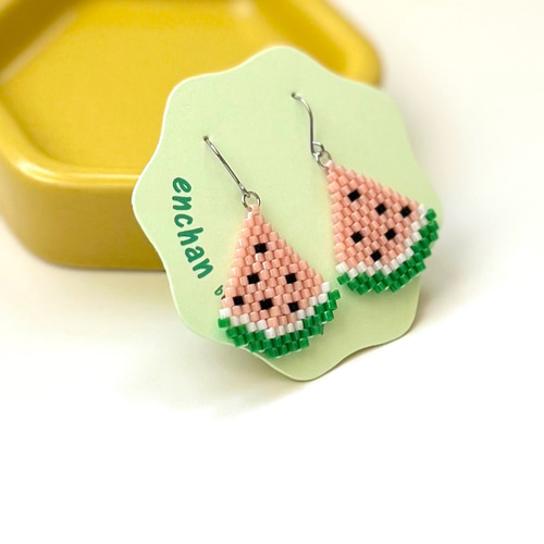 夏限定】suika ビーズ耳飾り［サーモンピンク］ピアス