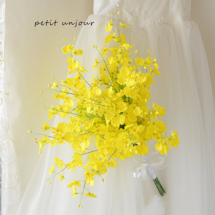 [送料無料] オンシジューム　クラッチブーケ　黄　花束　ウェディングブーケ　ブーケ＆ブートニア　造花　（+CT触媒）