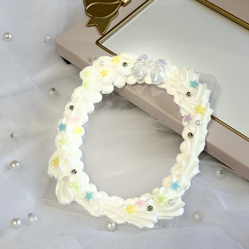 クリア ラメ 水色 ホイップデコ 硬質トレカケース 刺繍 レース 白 蝶 薔薇 ビーズ かわいい B8 カード ケース 名刺入れ・カードケース  Lapin MiMi 通販 19331494｜Creema(クリーマ) 硬質ケーストレカケースホイップデコB8クリア 白ミックス 青 水色 お花シルバー