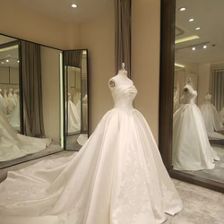 【indysima3さん専用】美品 セミオーダー Aラインウェディングドレス WD1030 セミオーダー チューブトップのAラインウェディング