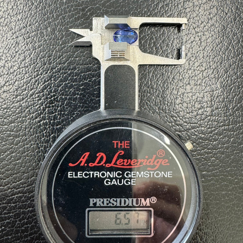 天然 タンザナイト ルース オーバルカット 2.108ct 鑑別書付き*未使用