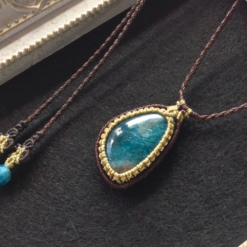 アパタイトのマクラメネックレス ネックレス・ペンダント 紗乃屋 通販