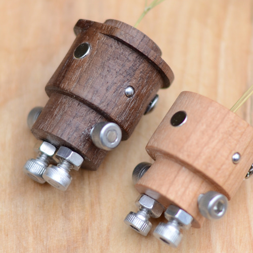 試作品価格】木のロボット/キーホルダー/チャーム/ストラップ