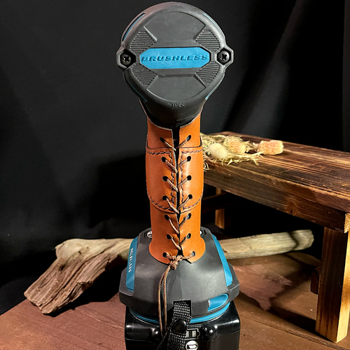 マクウォーター純正レザーグリップ MCW-MW-2243.jpg