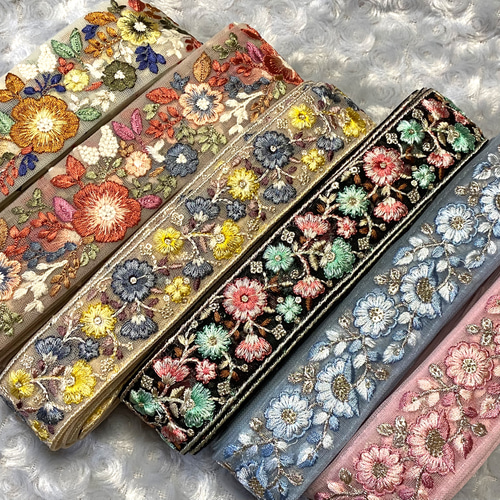 Ma.様お取引中　インド刺繍(^-^) インド刺繍リボン 50cm リボン・テープ Andante 通販 17888435｜Creema