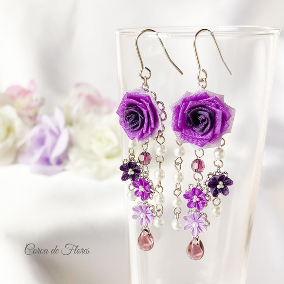 グラデーションのばらのゆれるピアス/イヤリング(紫) つまみ細工 正絹