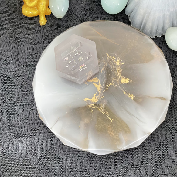 dona様 【2液性レジン】小物置きデザインプレート　インテリア　雑貨　トレイ　コースター　 3枚目の画像