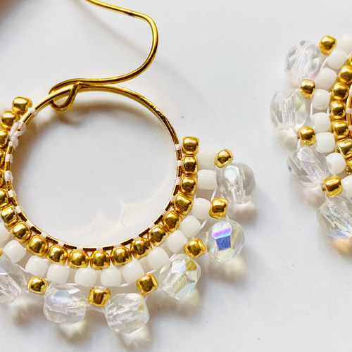 クリスタル チェコビーズ ゴールド リング フープピアス/イヤリング