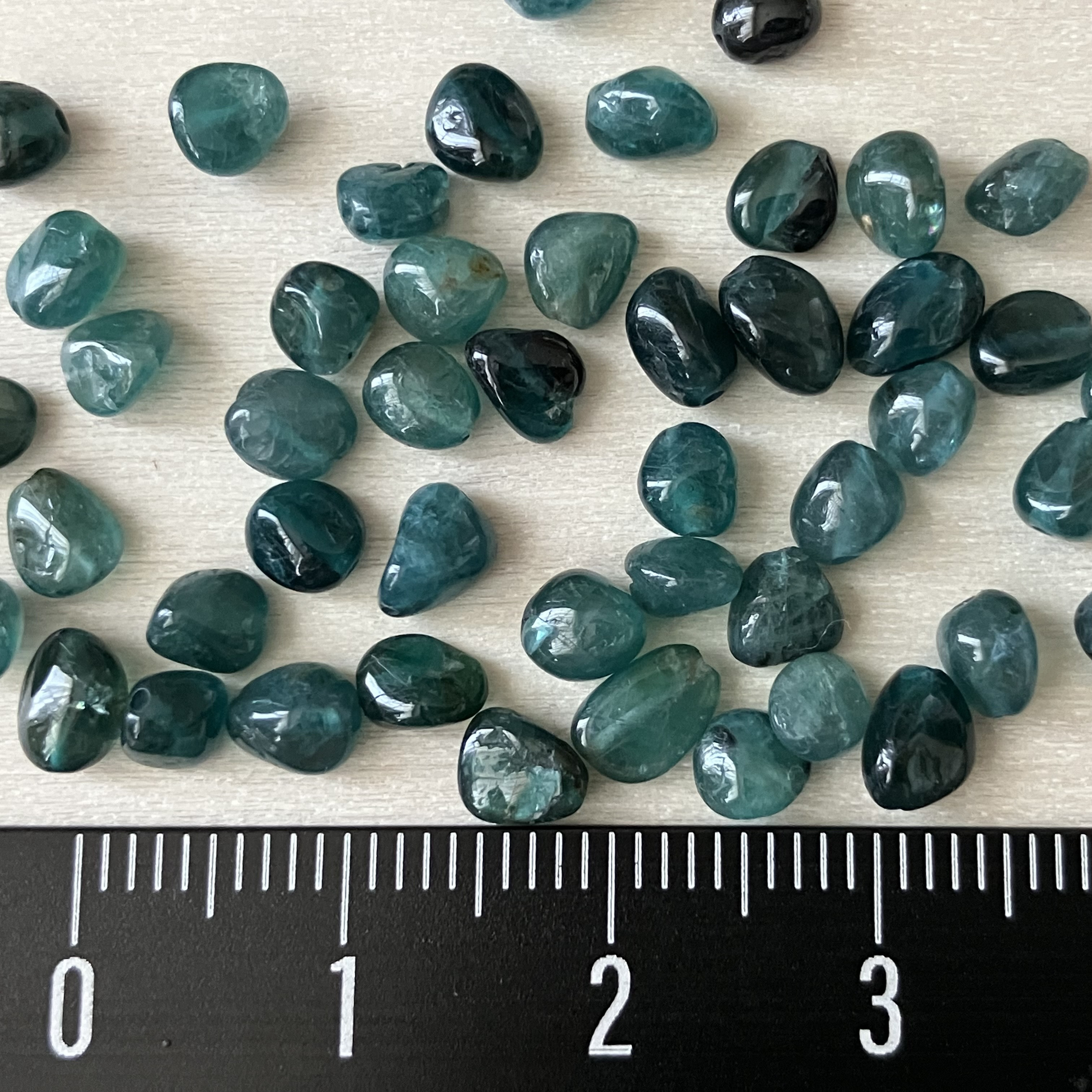 2244 0.28ct 甘い ダイオプテーズ