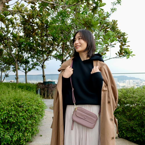 【関税込み】 ☆Mulberry☆ スクエア レザー ショルダーバッグ ラ バガジェリー LA BAGAGERIE スクエアレザーミニショルダー