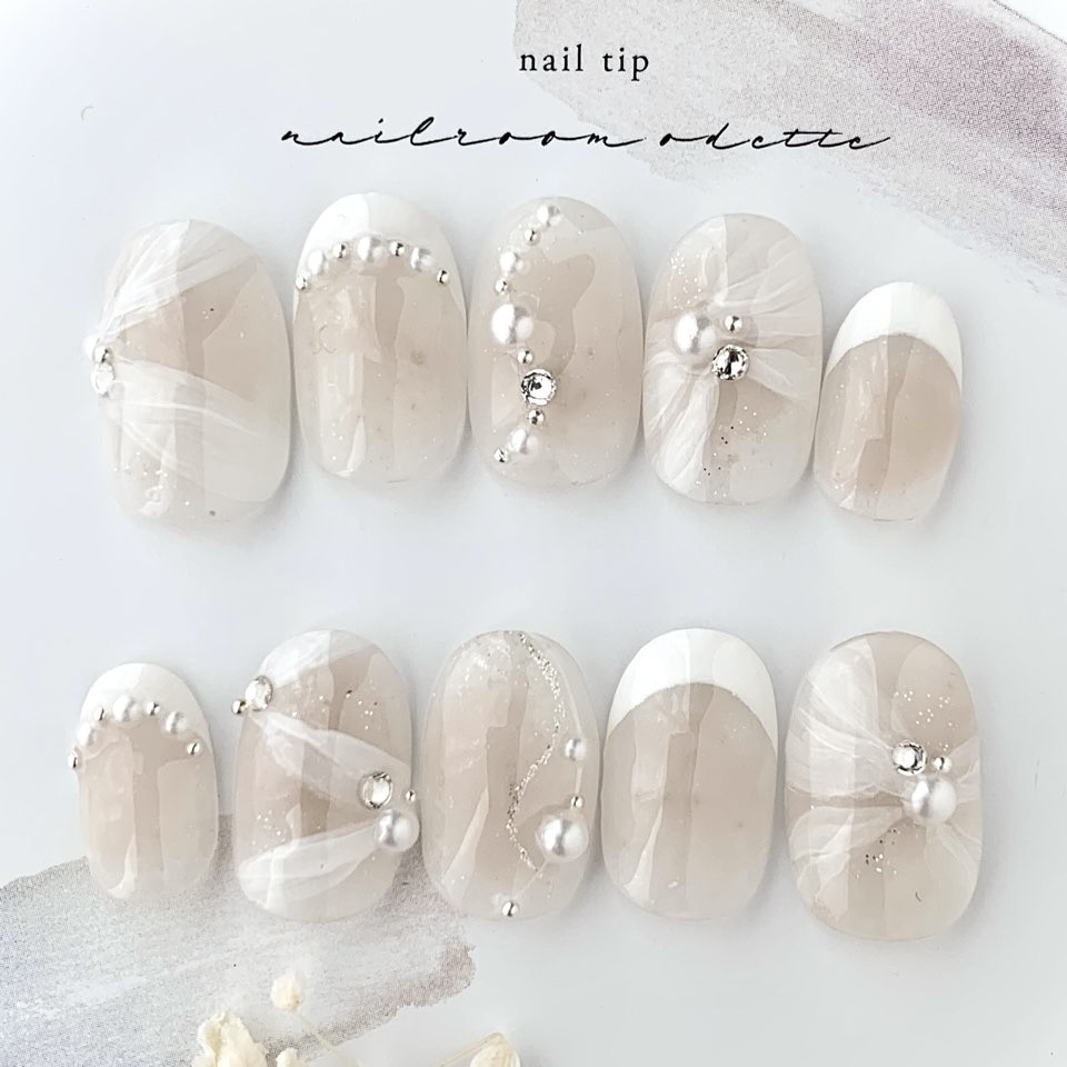 ちゅるん　シアーネイル　リボン　ネイルチップ　おなまえ