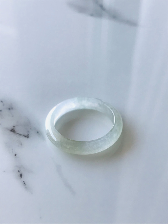 R410-002］ ジェイド JADE ヒスイ 本翡翠 くりぬき リング 天然石 一点