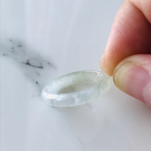 R410-002］ ジェイド JADE ヒスイ 本翡翠 くりぬき リング 天然石 一点