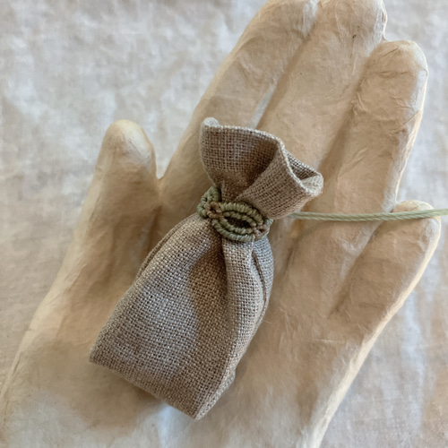 和柄巾着キーホルダー(パワーストーン入り)御守り 楽天市場】お守り袋