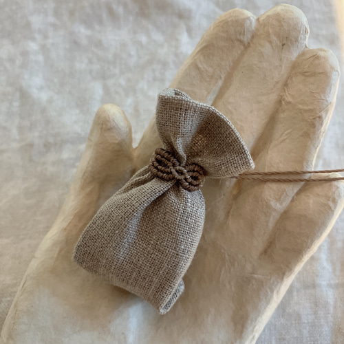 和柄巾着袋お守り(パワーストーン入り) チャーム 首から下げられる